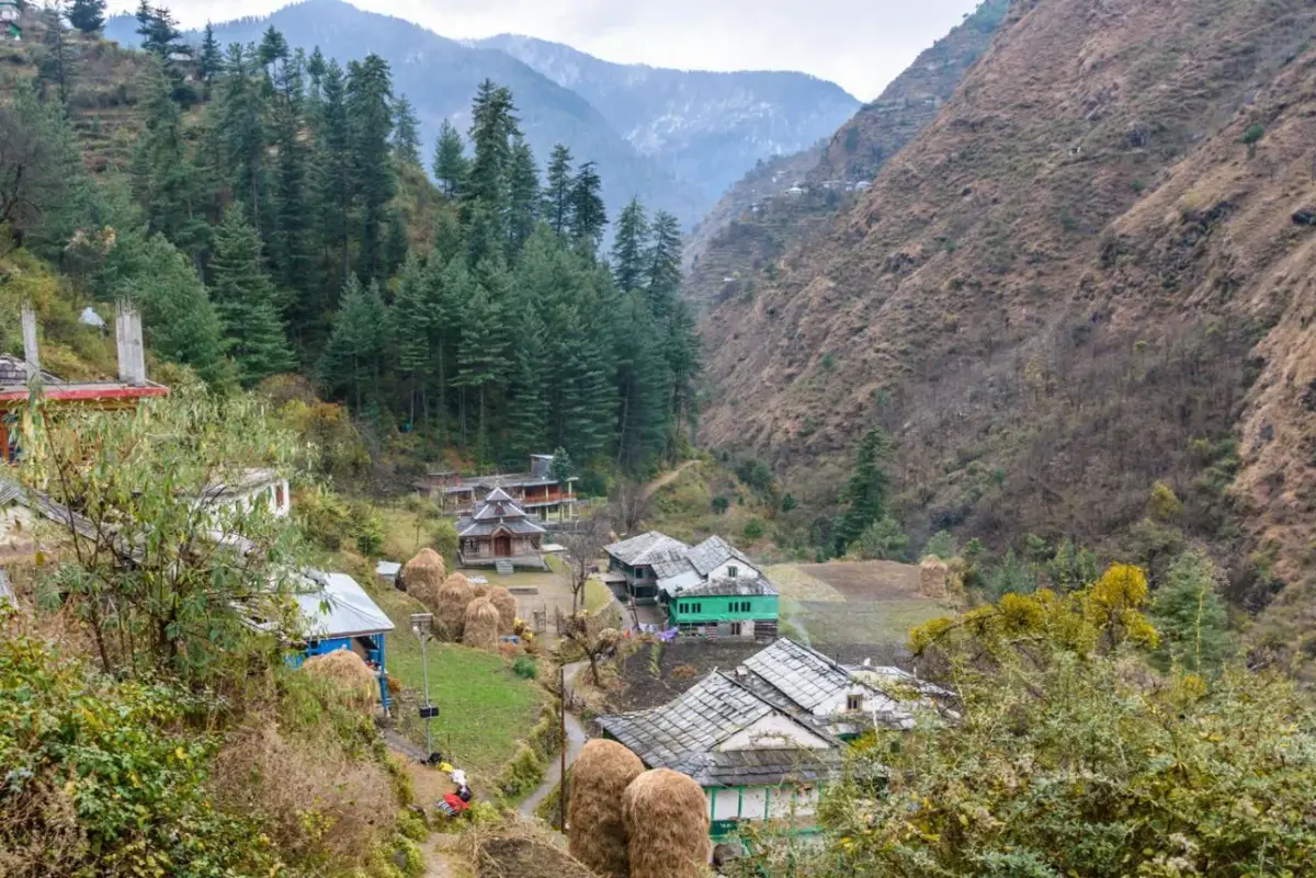 Aldea tradicional en Kangra
