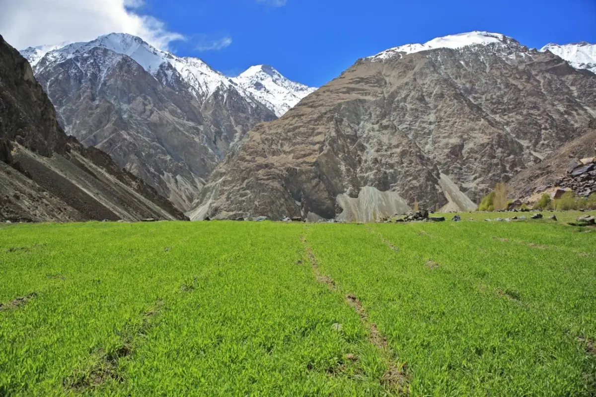 Monasterio en las montañas de Ladakh